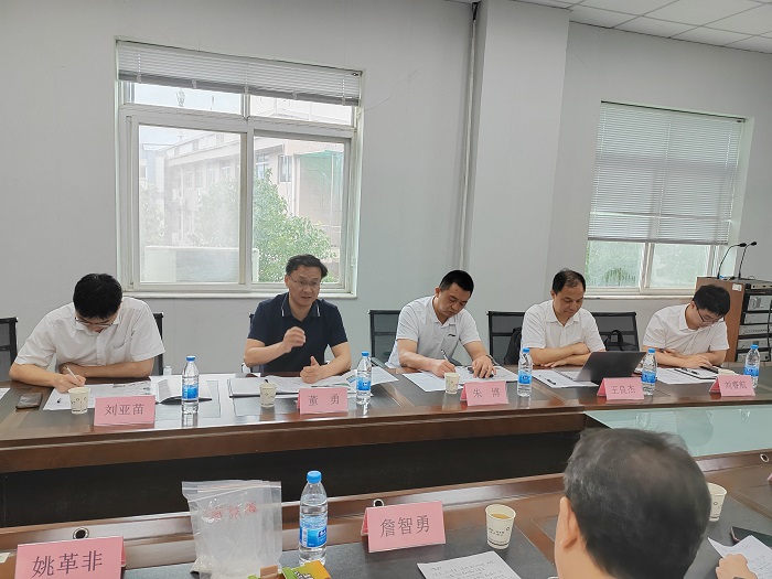 區(qū)長講話 區(qū)長講話